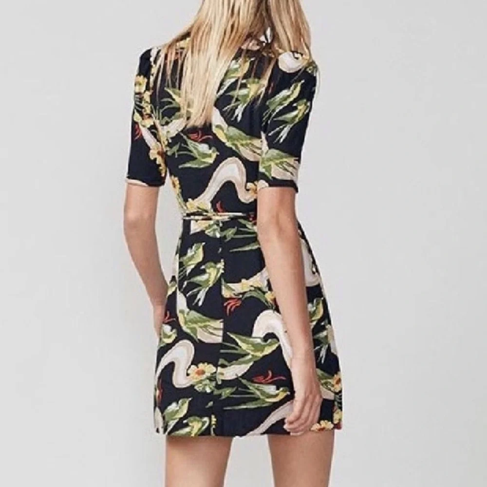 REFORMATION Marita Wrap Dress in Parrot Print Size Large - Picture 2 of 14